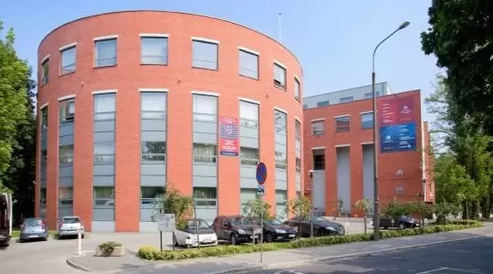 Projektowanie oświetlenia w SWPS w Poznaniu