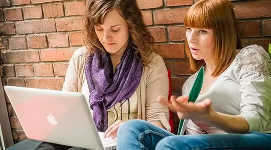 Programy szkoleniowe CIM w Wyższej Szkole Europejskiej