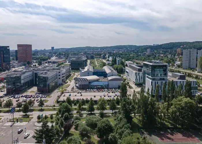 Uczelnie uniwersyteckie i specjalistyczne