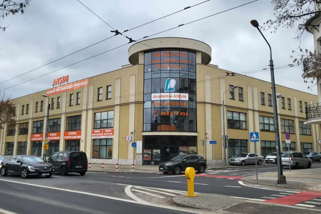 Uczelnie społeczne, humanistyczne i medyczne