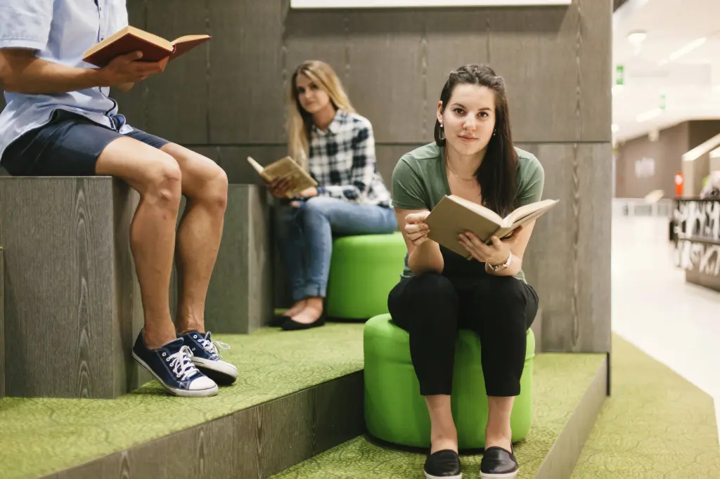 Uczelnie społeczne, humanistyczne i medyczne