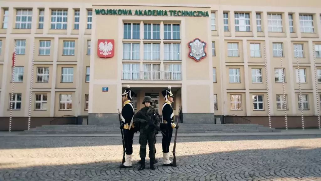 Informatyka na Wojskowej Akademii Technicznej – zasady rekrutacji na rok 2022/2023