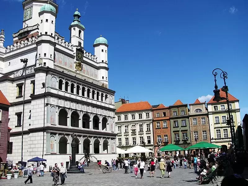 Po jakich kierunkach studiów najtrudniej znaleźć pracę w Poznaniu?
