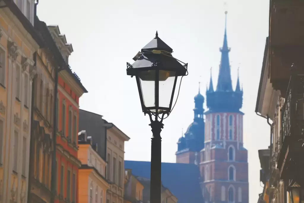 Po jakich kierunkach studiów najłatwiej znajdę pracę w Krakowie?