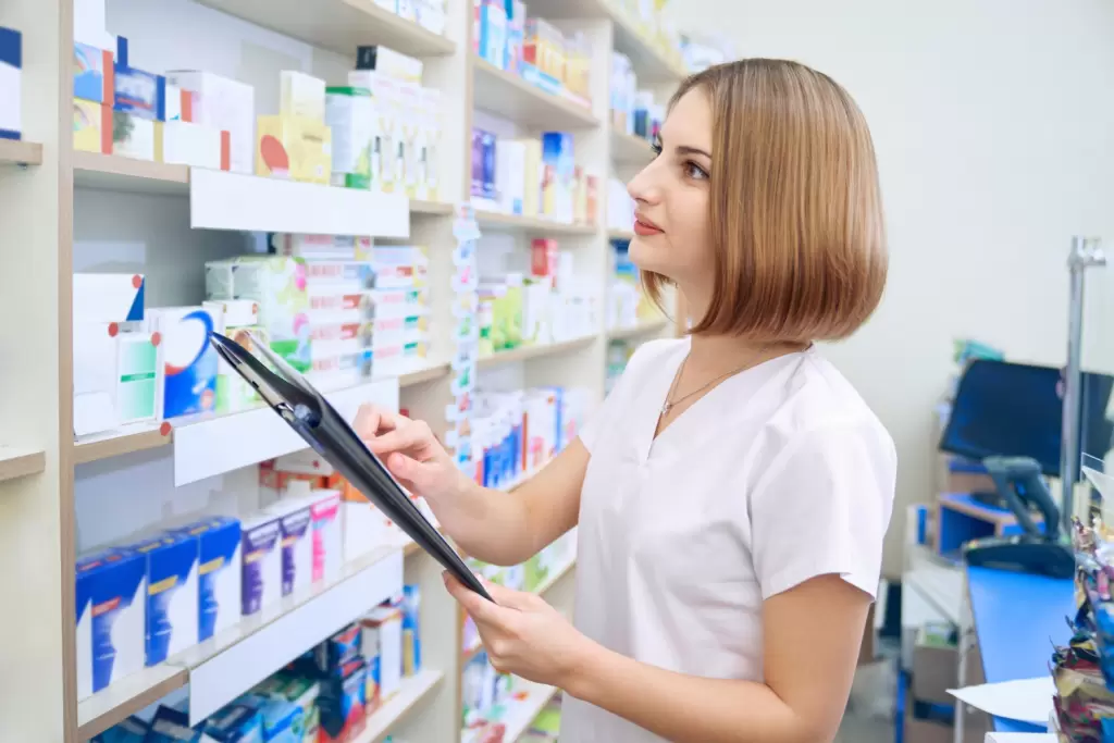 Farmacja w Warszawie - studia podyplomowe