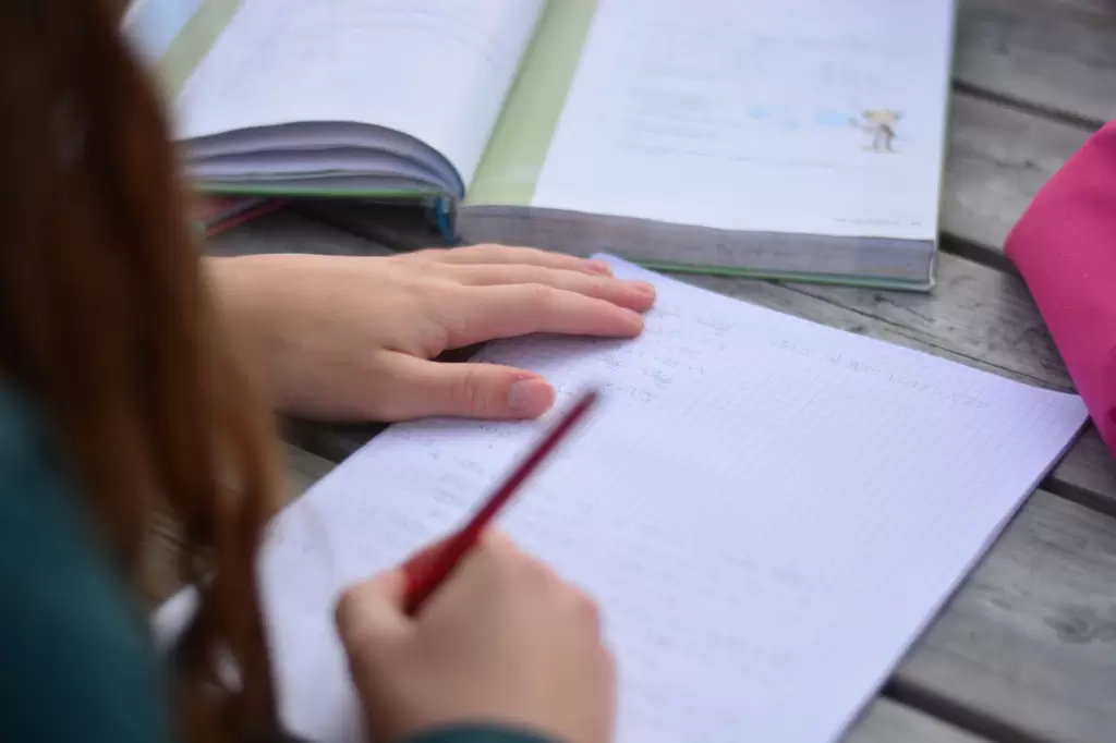 Praktyczne przygotowanie zamiast abstrakcyjnej teorii