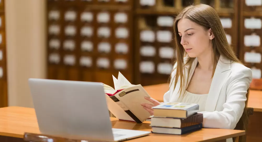 Jak zostać adwokatem prawa karnego? Praktyczny poradnik dla studentów prawa.