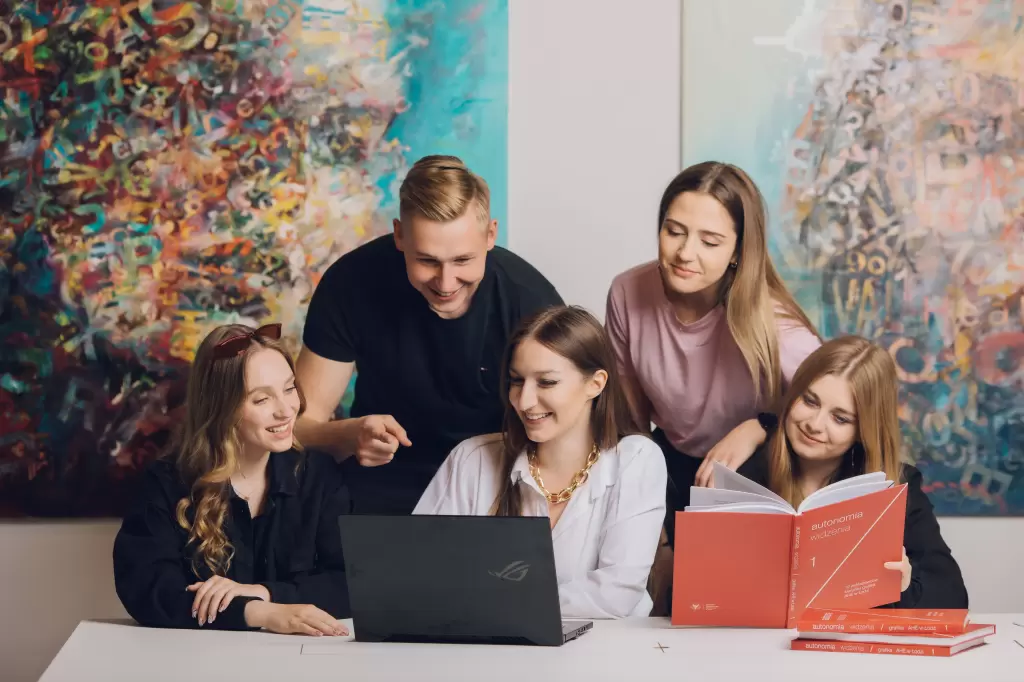 AHE w Łodzi z sukcesem w Rankingu Perspektyw 2025