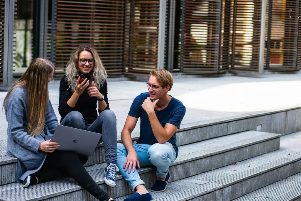 Ubezpieczenie OC i NNW studenta – co warto wiedzieć?