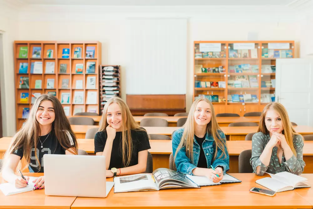 Frances King School of English