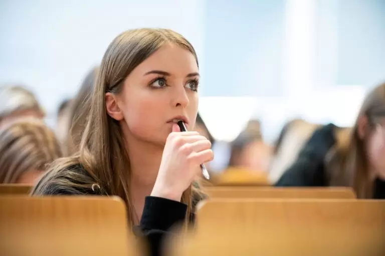Myślisz o politechnice? Sprawdź, jak dobrze zdać fizykę na maturze