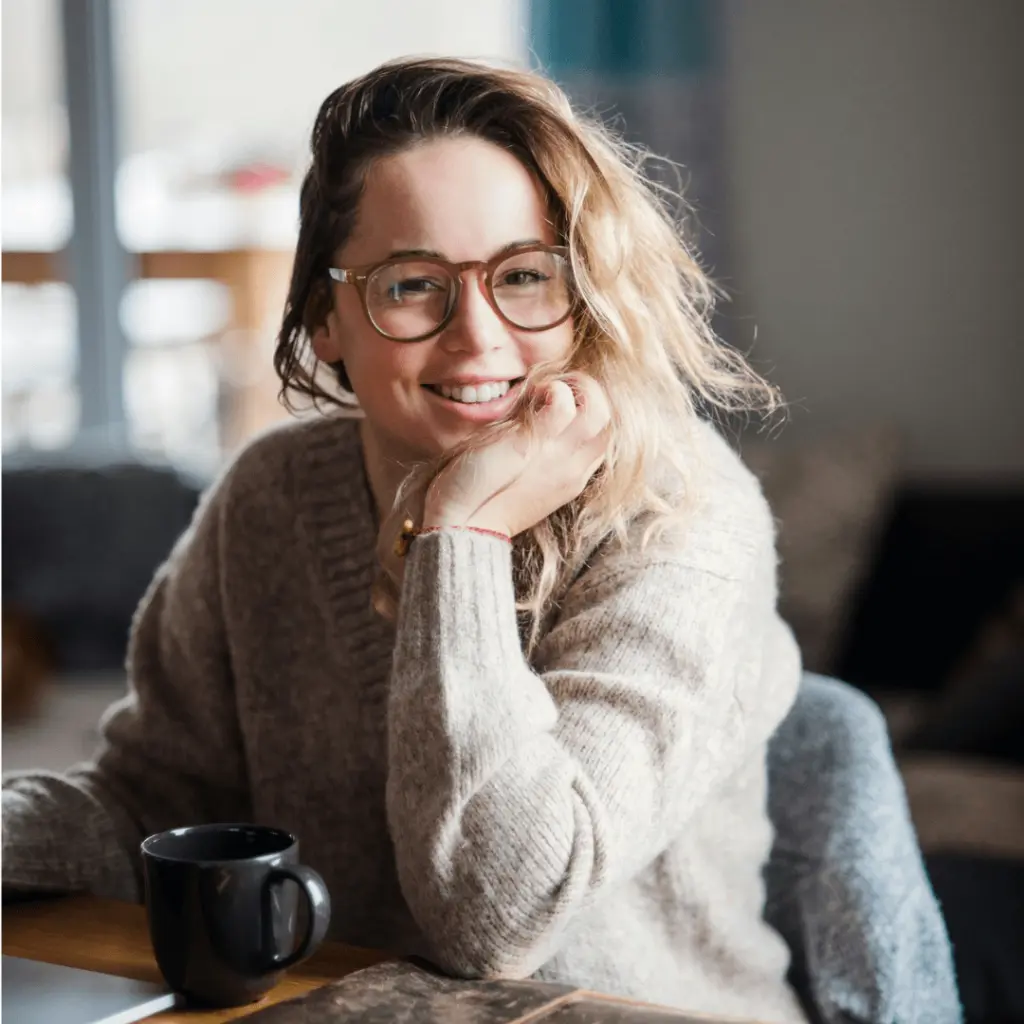 Uczymy się w Polsce tylko do liceum. Dlaczego najzdolniejsi masowo uciekają z krajowego systemu edukacji?