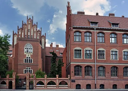 Lokalizacja uczelni&nbsp;&ndash; klimat star&oacute;wki czy nowoczesność Bielan?