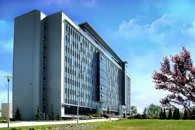 Uczelnie biznesowe i ekonomiczne