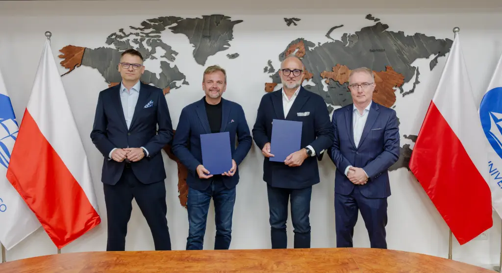 Akademia Koźmińskiego i IBM stworzą eksperckie AI dla biznesu