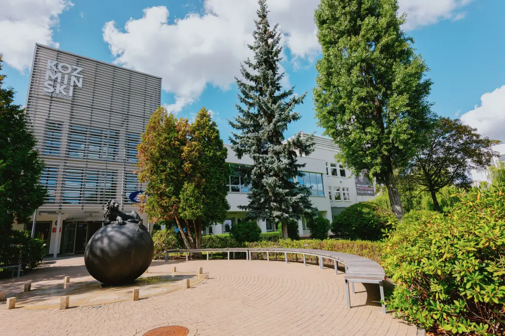 Od pracy bez ludzi do „czarnej magii” giełdy. Akademia Leona Koźmińskiego zaprasza na 30. Festiwal Nauki