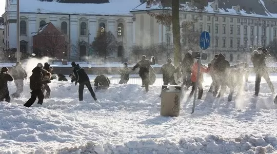 STUDENCI vs. RESZTA ŚWIATA czyli WIELKA BITWA NA ŚNIEŻKI!