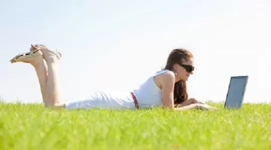 Współczesny e-NAŁÓG u młodzieży 