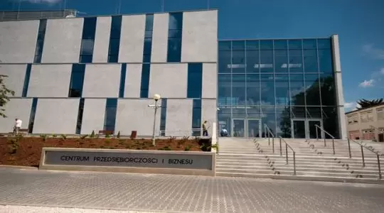 Nominacje do „Złotego Żurawia 2013” dla budynków UJK w Kielcach