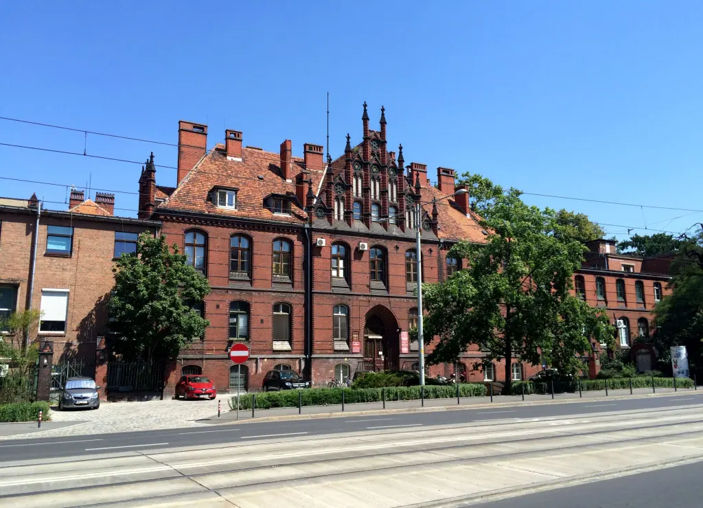 Zdjęcie uczelni - Uniwersytet Medyczny (UMW) im. Piastów Śląskich we Wrocławiu