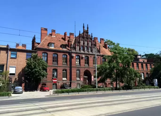 Zdjęcie uczelni - Uniwersytet Medyczny (UMW) im. Piastów Śląskich we Wrocławiu