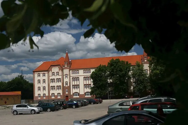 Zdjęcie - Wyższa Szkoła Informatyki i Zarządzania im. prof. Tadeusza Kotarbińskiego w Olsztynie
