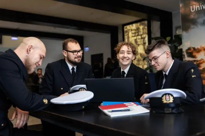 Zdjęcie uczelni - Uniwersytet Morski w Gdyni (UMG)