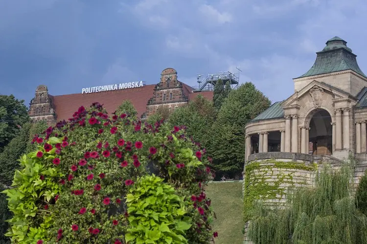 Politechnika Morska w Szczecinie - zdjęcie 12