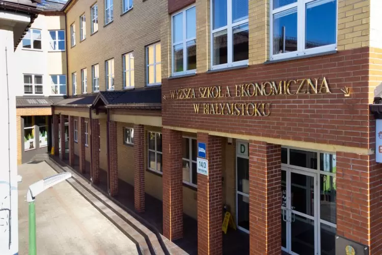 Galeria Wyższa Szkoła Ekonomiczna (WSE) w Białymstoku