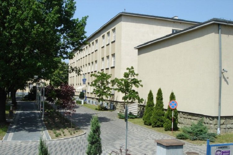 Zdjęcie uczelni - Górnośląska Wyższa Szkoła Przedsiębiorczości (GWSP) im. Karola Goduli