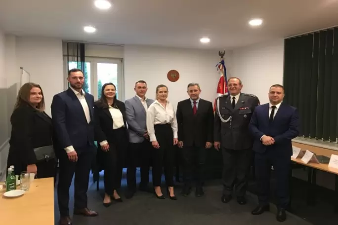 Zdjęcie uczelni - Wyższa Szkoła Bezpieczeństwa i Ochrony (WSBIO) im. Marszałka Józefa Piłsudskiego z siedzibą w Warszawie