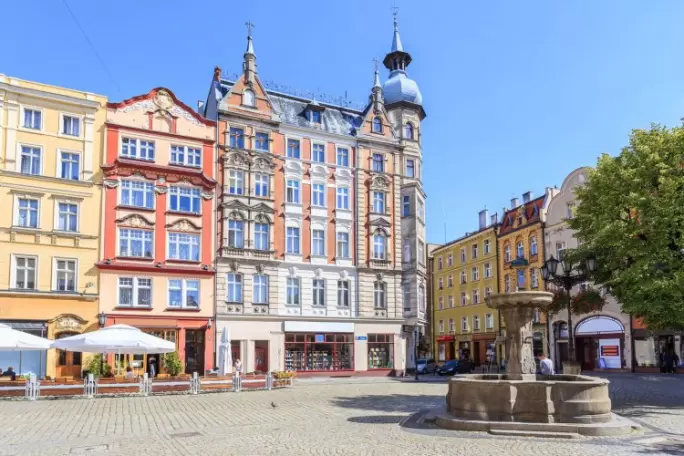Zdjęcie uczelni - Społeczna Akademia Nauk (SAN) - Wydział Zamiejscowy w Świdnicy