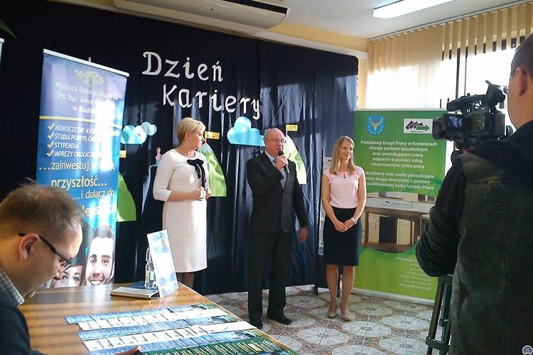 Zdjęcie uczelni - Europejska Uczelnia Społeczno-Techniczna im. Roberta Schumana w Radomiu