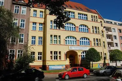 Akademia Nauk Stosowanych TWP w Szczecinie - zdjęcie 1