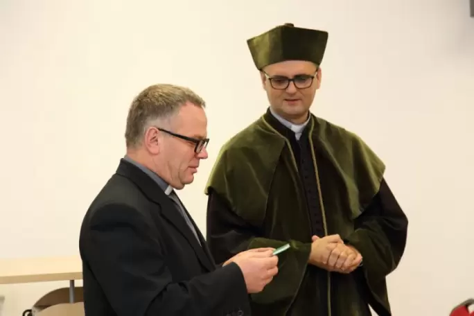 Zdjęcie uczelni - Szkoła Wyższa Ekonomii i Zarządzania w Łodzi (SWEiZ)