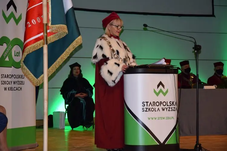 Staropolska Akademia Nauk Stosowanych w Kielcach - zdjęcie 1