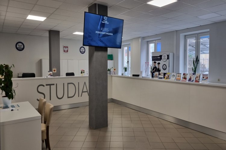 Zdjęcie uczelni - Świętokrzyska Szkoła Wyższa w Kielcach im. św. Jana Pawła II