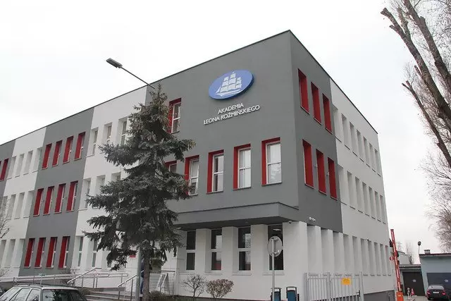 Zdjęcie uczelni - Akademia Leona Koźmińskiego
