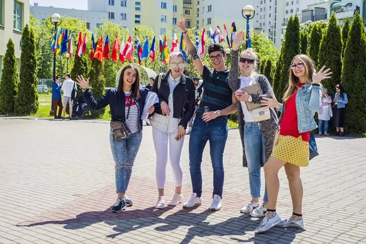 Galeria Szkoła Główna Turystyki i Hotelarstwa Vistula