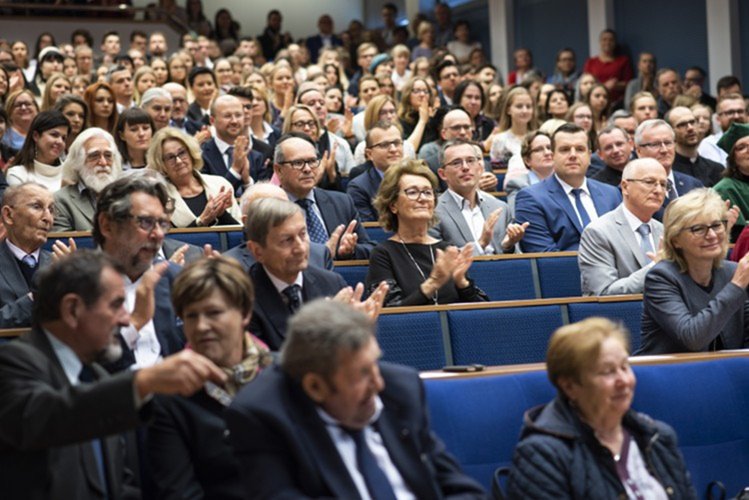 Galeria SWPS Uniwersytet Humanistycznospołeczny
