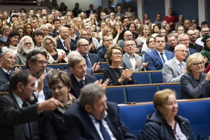 Zdjęcie uczelni - Uniwersytet SWPS 