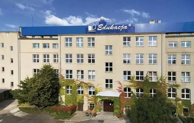 Zdjęcie uczelni - Wyższa Szkoła Zarządzania Edukacja (WSZ)