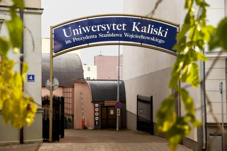 Uniwersytet Kaliski im. Prezydenta Stanisława Wojciechowskiego w Kaliszu - zdjęcie 12
