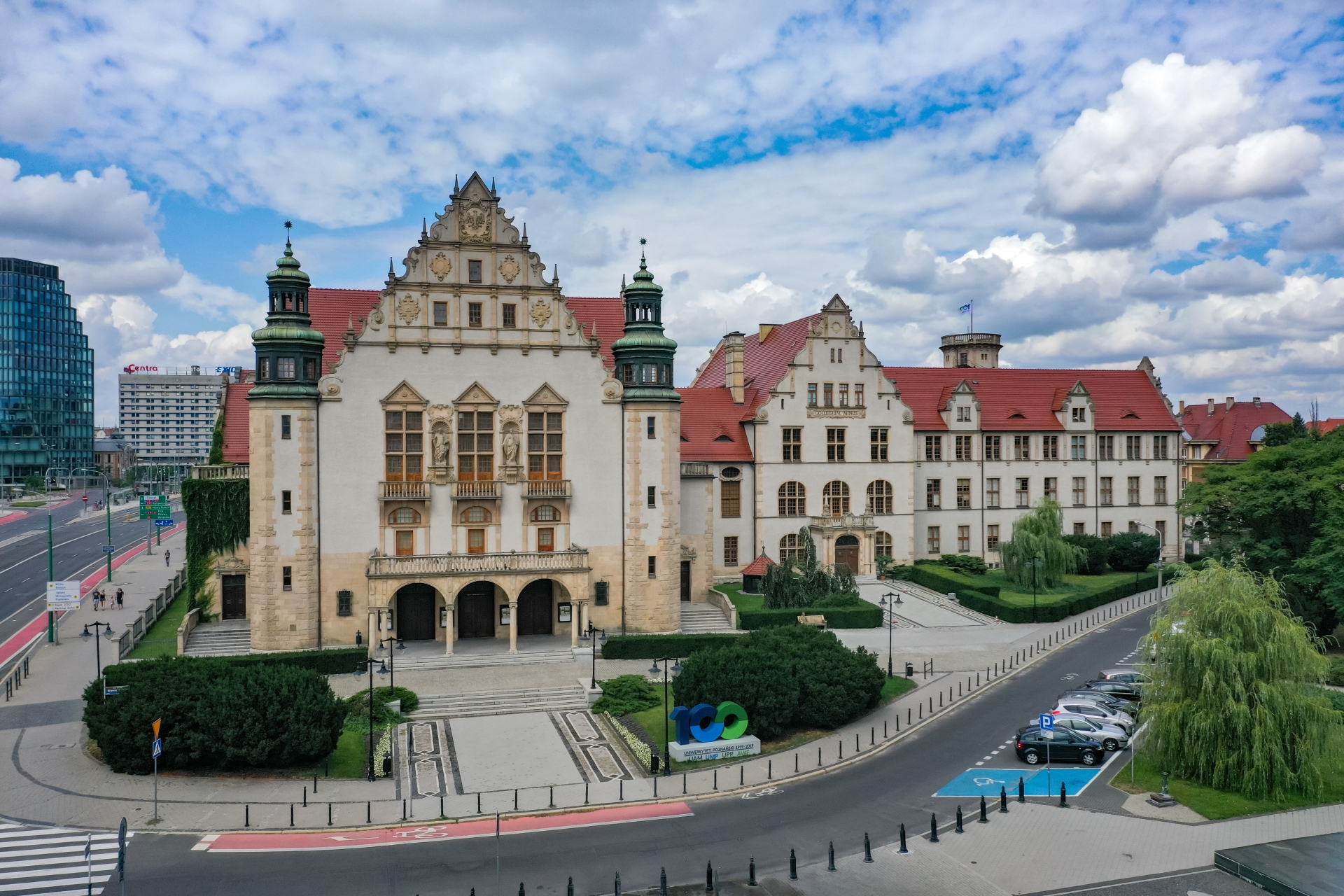 Uniwersytet im. Adama Mickiewicza (UAM) w Poznaniu - Najpopularniejsze kierunki