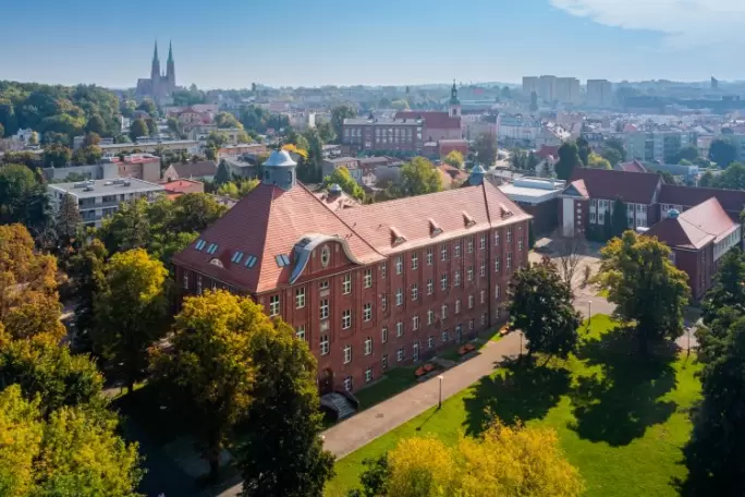 Zdjęcie uczelni - Uniwersytet Ekonomiczny w Katowicach (UE)