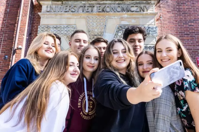 Zdjęcie uczelni - Uniwersytet Ekonomiczny we Wrocławiu (UE)